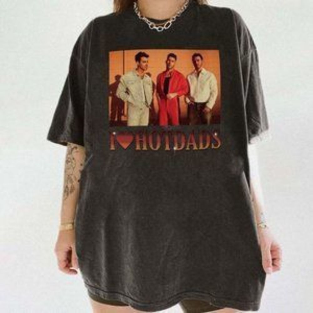 Jonas Brothers Shirt, I Love Hot Dads Shirt, Jonas Five Albums One Night